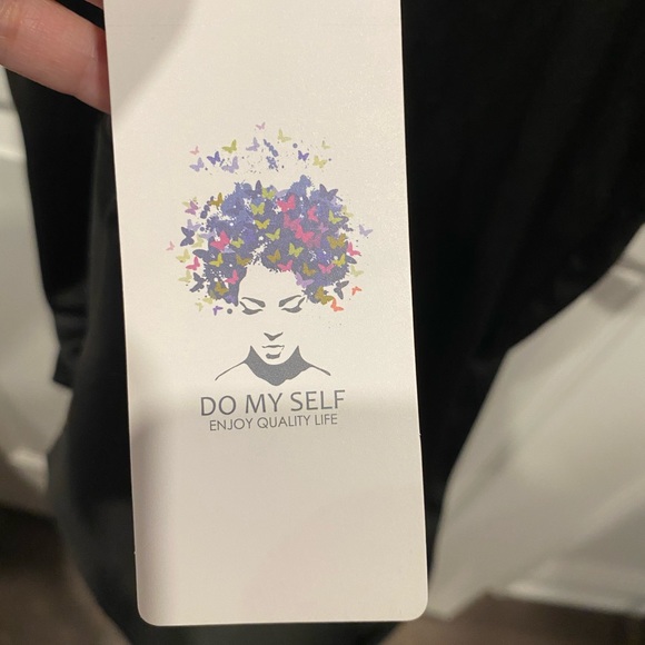 Black dress - Picture 2 of 3